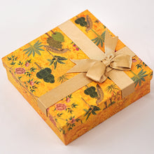 Load image into Gallery viewer, The Premium Dry Fruit Bites Box