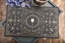 Load image into Gallery viewer, Mulled Wine Kit - Premium Gift Box - Makes 5 litres of Mulled Wine With 5 infusion bags
