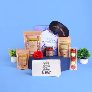 Delightful Hamper for Women's Day