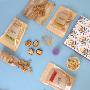 Love N light Diwali Goodies box (Pack of 7)
