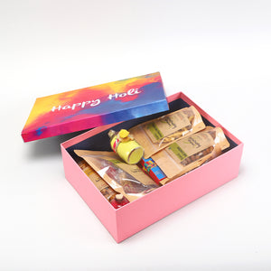 The Hottie Holi Gift Hamper - Pack of 8